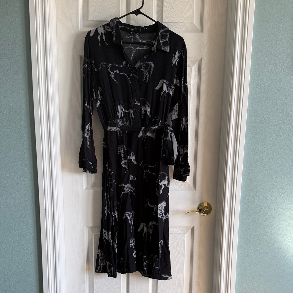 BloomChic Black and White Horse Print Long Sleeve Dress